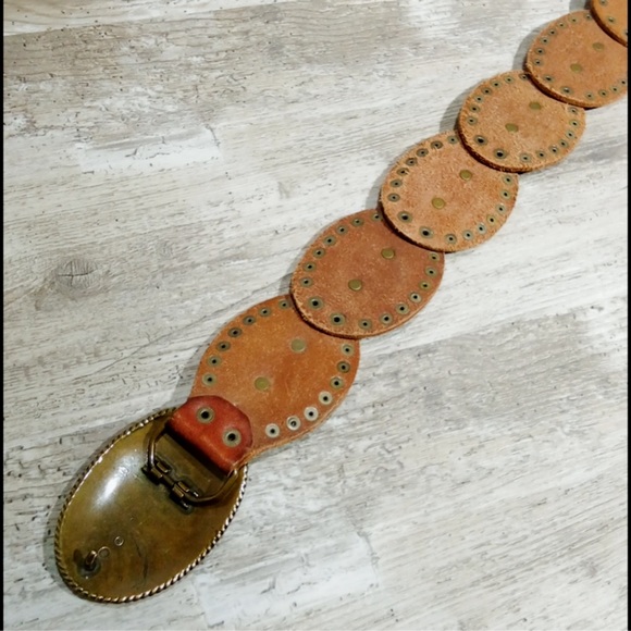 80’s Vintage concho belt M ✨Gypsy✨ - Picture 3 of 6